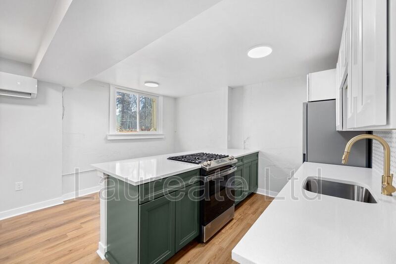 Building Photo - 1663 Gilpin St