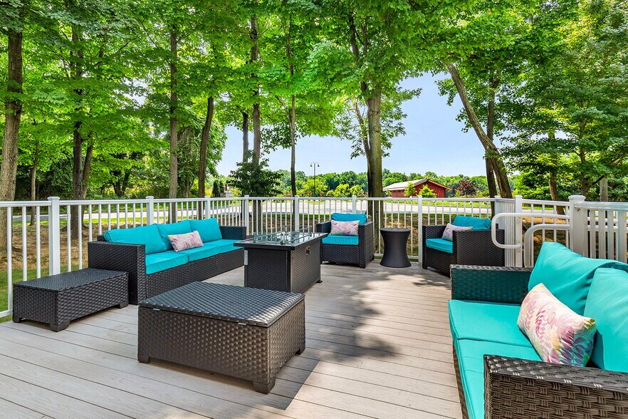 Building Photo - Annapolis Roads Apartments