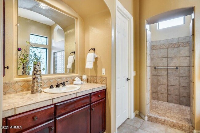 Building Photo - 4053 N Sage Creek Cir
