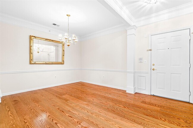 Building Photo - 24 N De Baun Ave