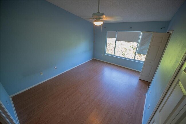 Building Photo - 1250 Redondo Way