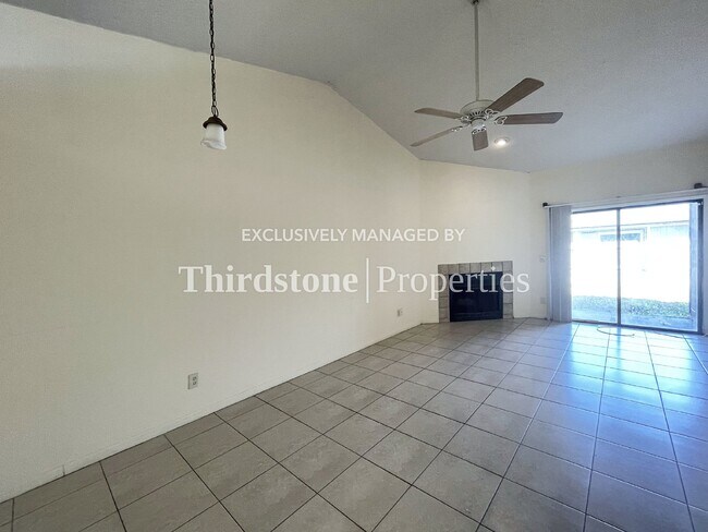Building Photo - 5128 Indian Lakes Ct