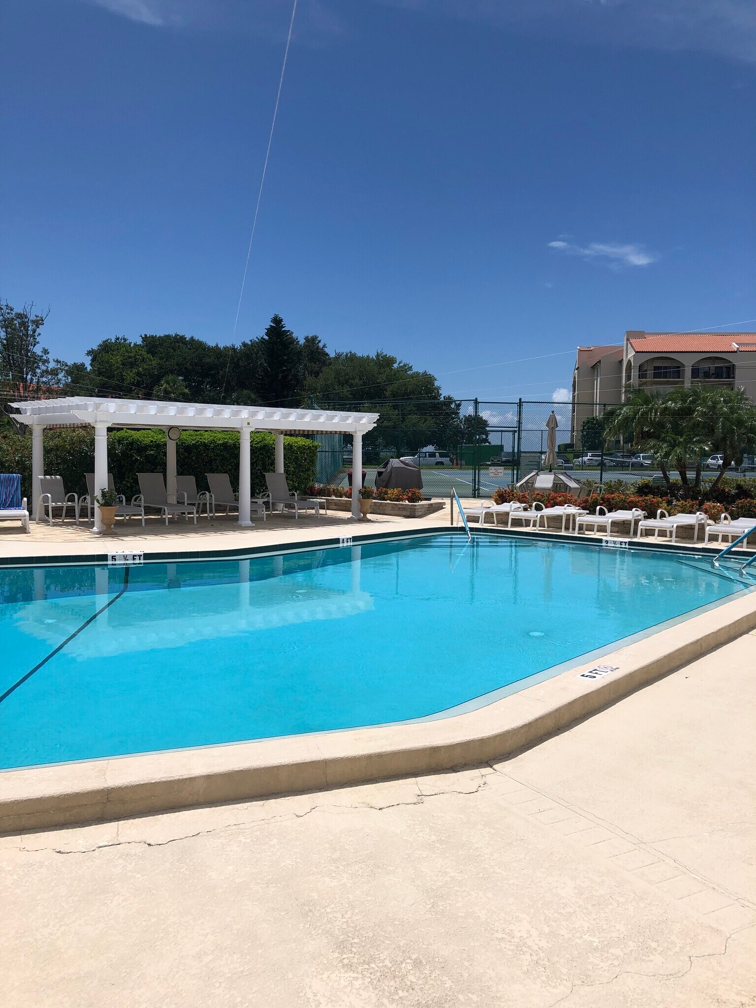 Community Heated Pool - 443 Mariner Dr