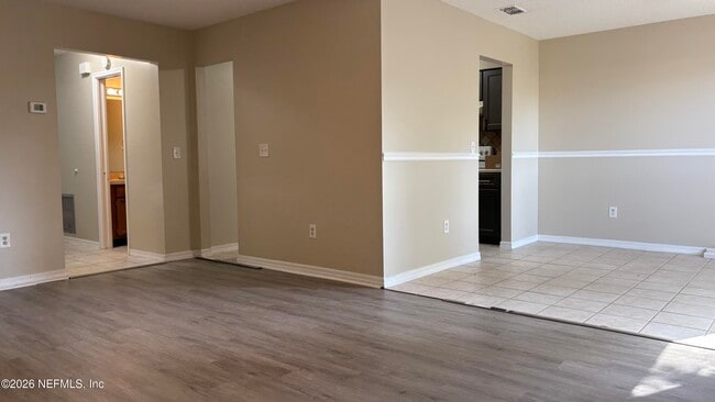 Building Photo - 11467 Fort Caroline Lakes Dr N