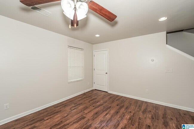 Building Photo - 808 Huntington Trce