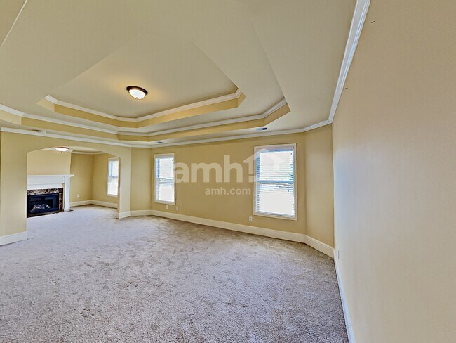 Building Photo - 3100 Camellia Trail