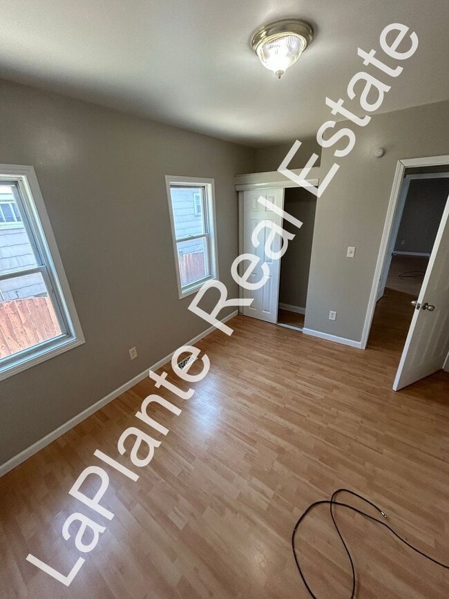 Building Photo - 3510 Wallwerth Dr