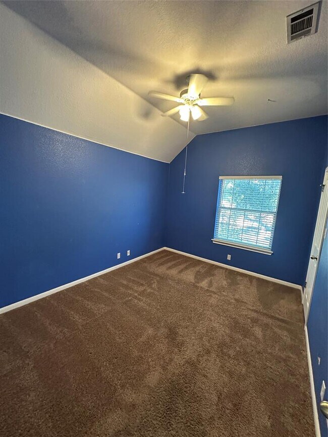 Building Photo - 9212 Sommerland Wy
