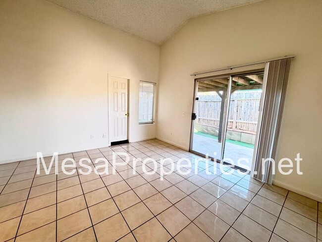 Building Photo - 13667 Gemini St