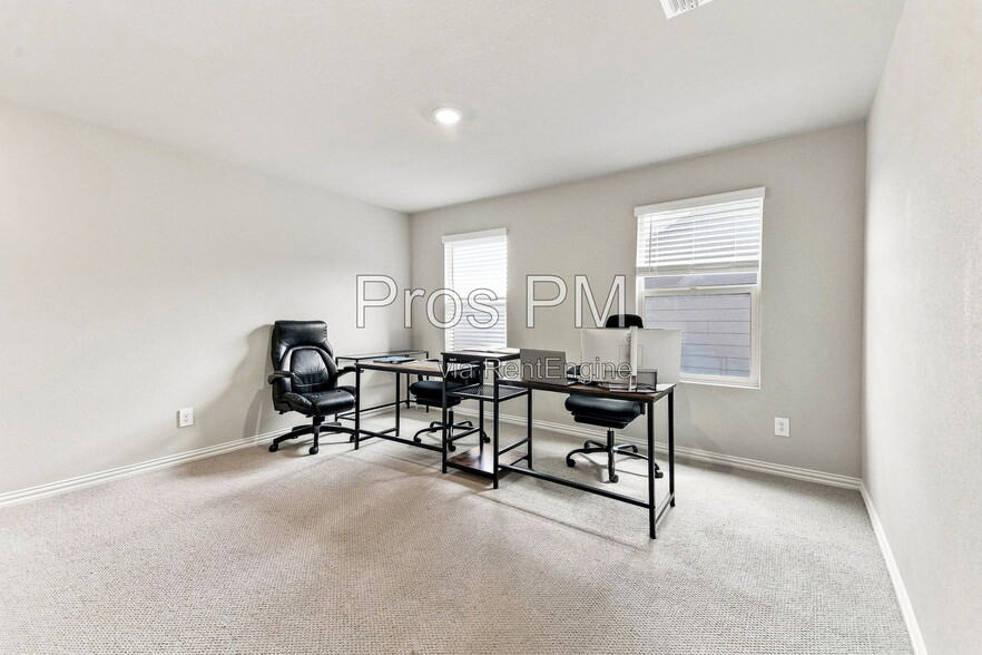 Building Photo - 2625 Amistad Ln