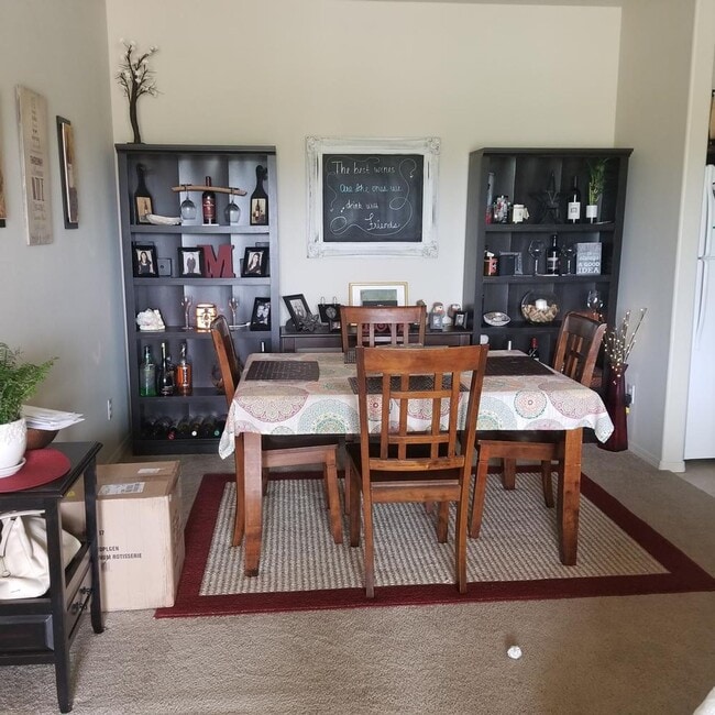 Building Photo - Seabreeze Apartment Homes - www.seabreezeapartmentslompoc.com