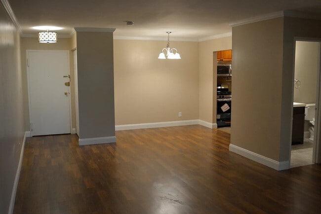 Primary Photo - 10850 Green Mountain Cir
