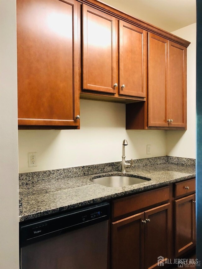 Building Photo - 835 Liberty Ct