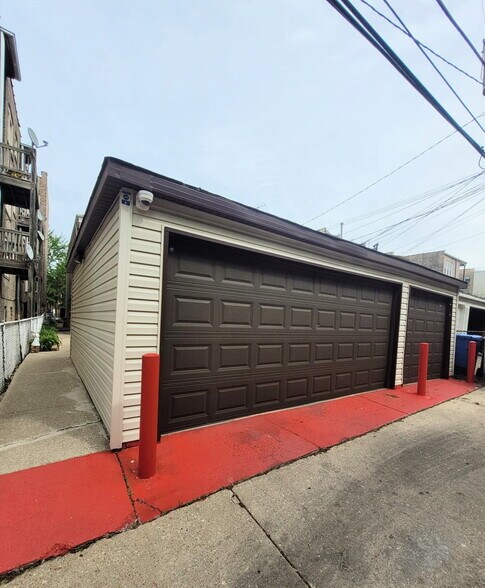 Building Photo - 5534 N Campbell Ave