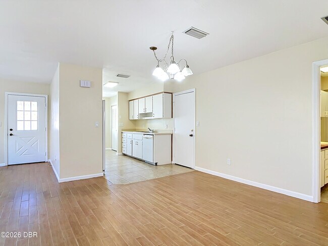 Building Photo - 49 Bogey Cir