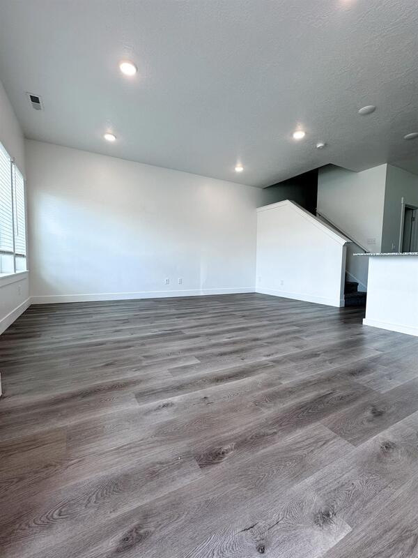 Building Photo - 911 W 1000 N