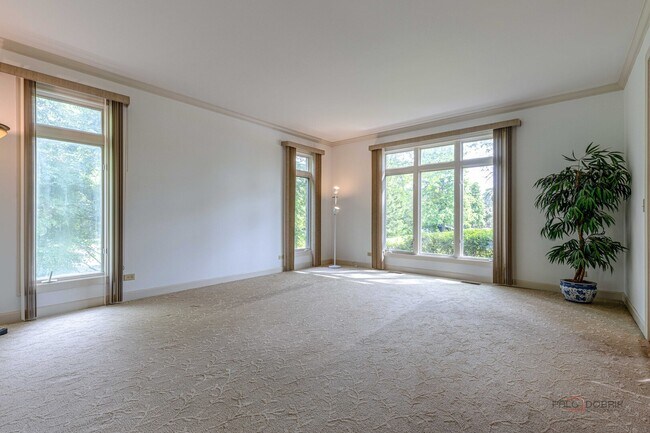 Building Photo - 5420 Belmont Ct