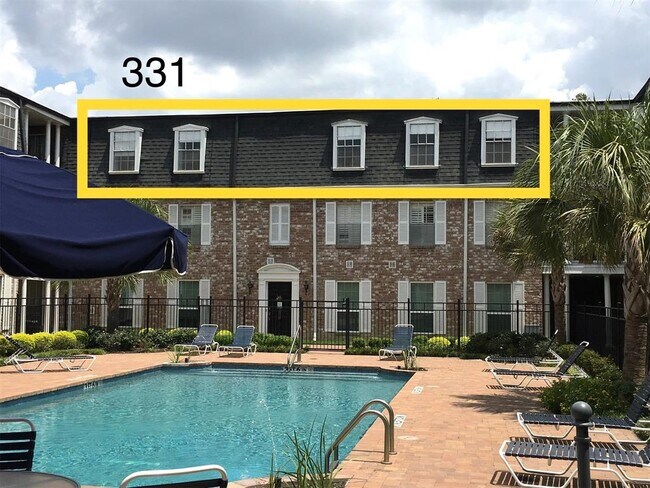 Primary Photo - 361 N Post Oak Ln