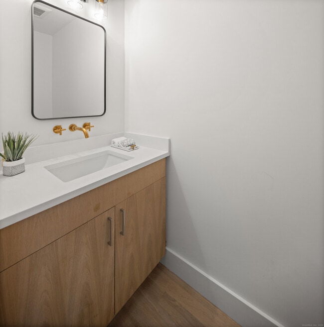 Building Photo - 26 Homestead Ln