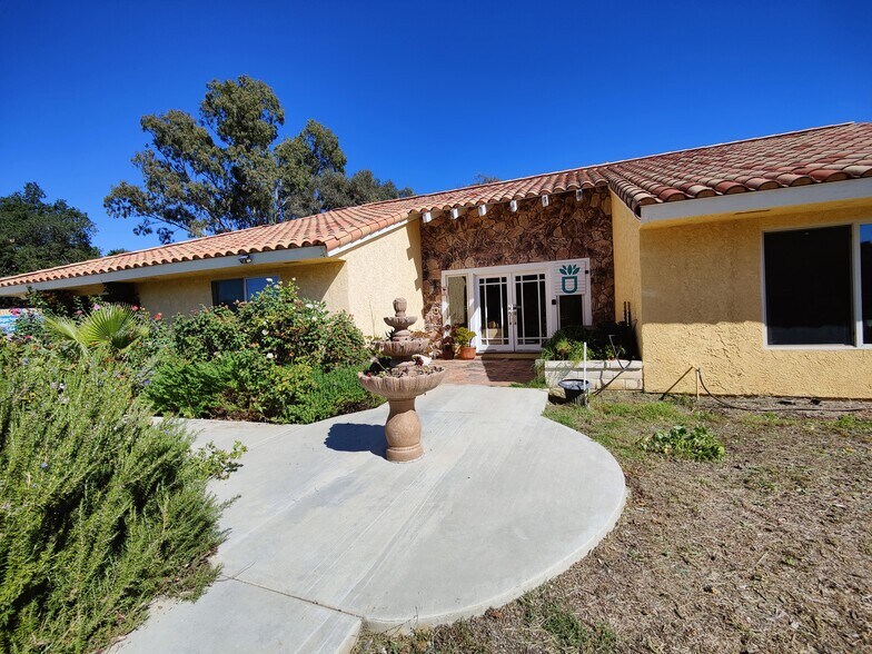 Building Photo - 17381 Canyon Heights Dr