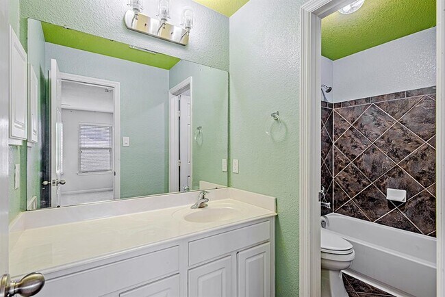 Building Photo - 7507 Trail Hollow