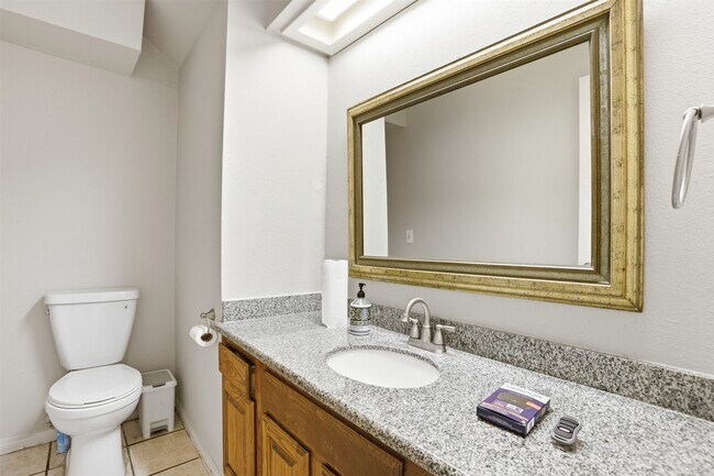 Building Photo - 14117 Briarsage Ct