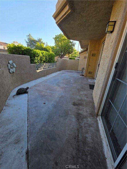 Building Photo - 23615 Del Monte Dr.