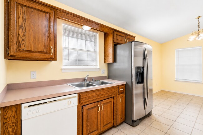 Building Photo - 134 N 49th St