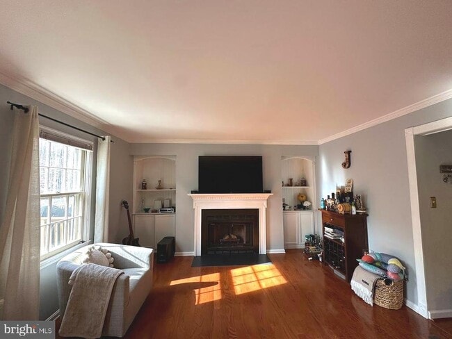 Building Photo - 6035 Crown Royal Cir