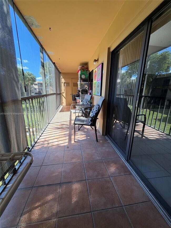 Building Photo - 8415 SW 107th Ave