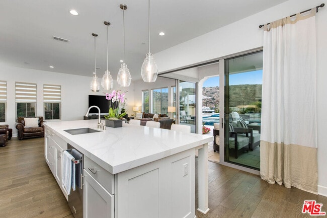 Building Photo - 24407 Clear Creek Pl