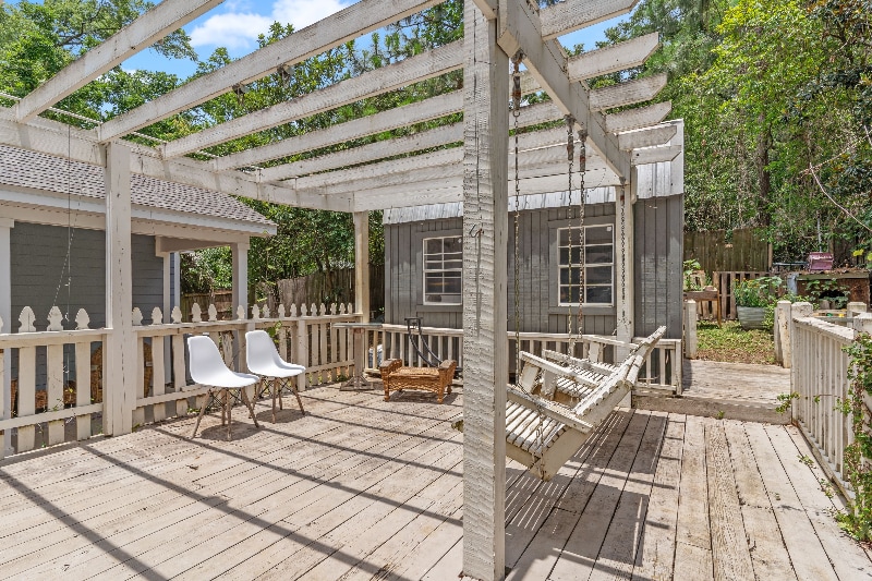 Building Photo - 624 W 7th Ave