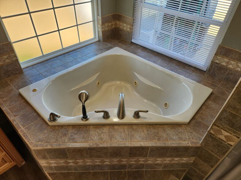 Building Photo - 23381 Co Rd E34