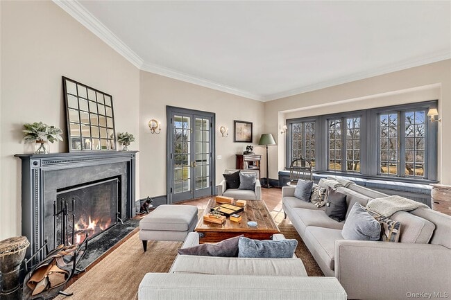 Building Photo - 270 Guard Hill Rd