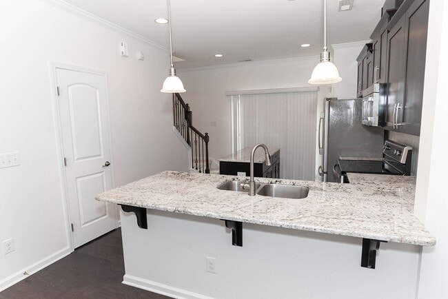 Building Photo - 108 Panamint Dr