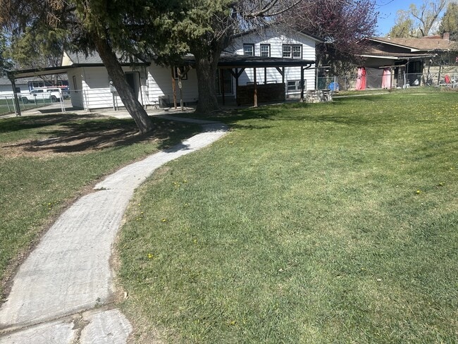 Building Photo - 3326 Winchell Ln