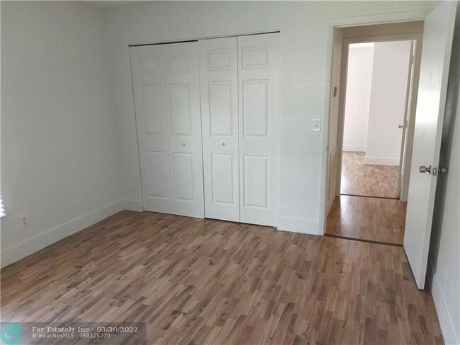 Building Photo - 1406 Arpeika St