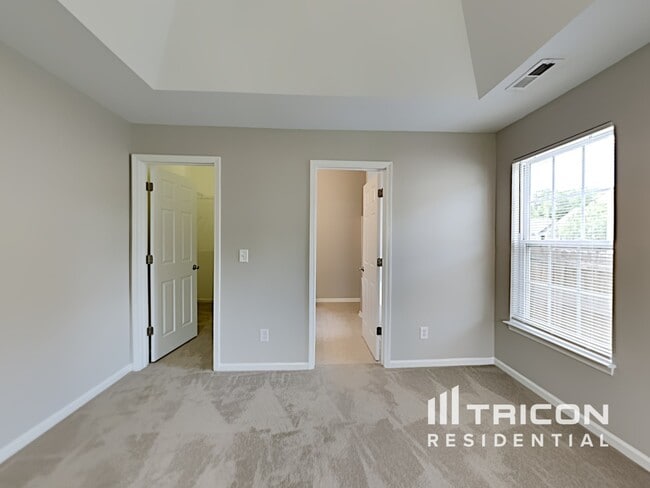 Building Photo - 5920 Patricia Ryan Dr