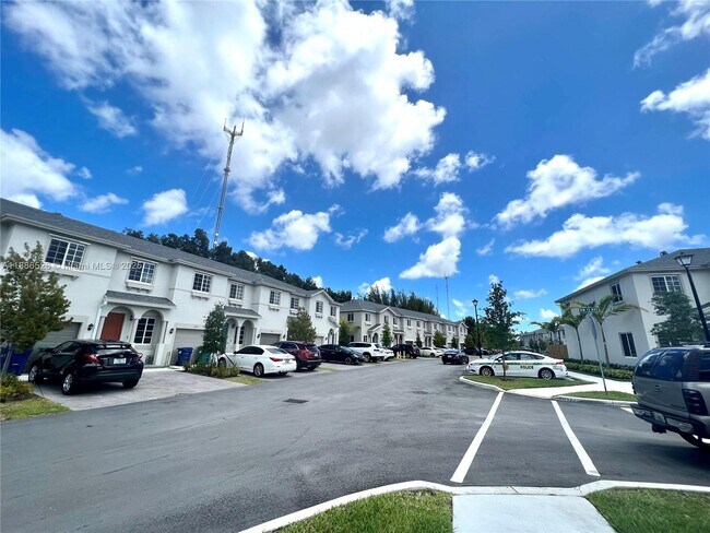 Building Photo - 20838 NW 13th Ave