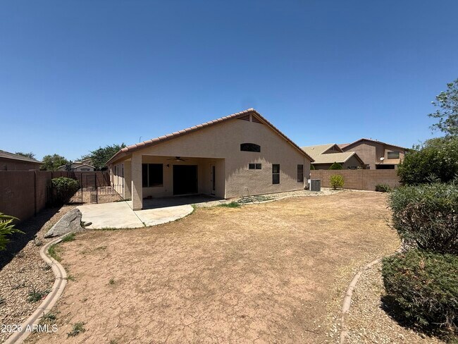 Building Photo - 4588 E Indian Wells Dr