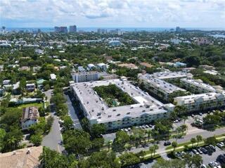 Building Photo - 151 NE 16th Ave