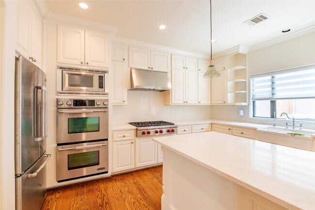 Building Photo - 4233 Childress St
