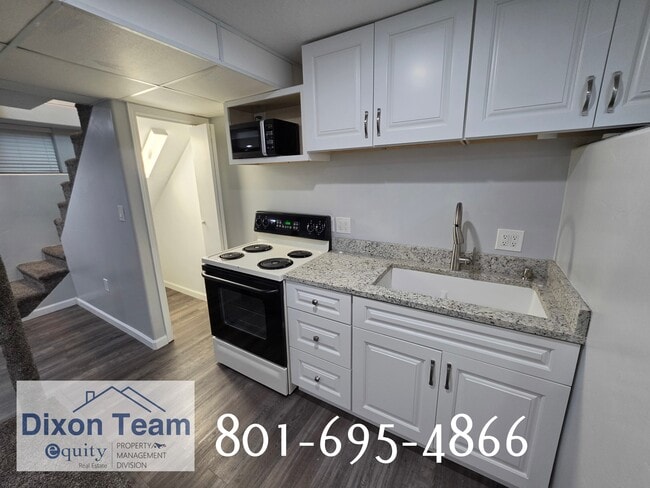 Building Photo - 44 E 150 N