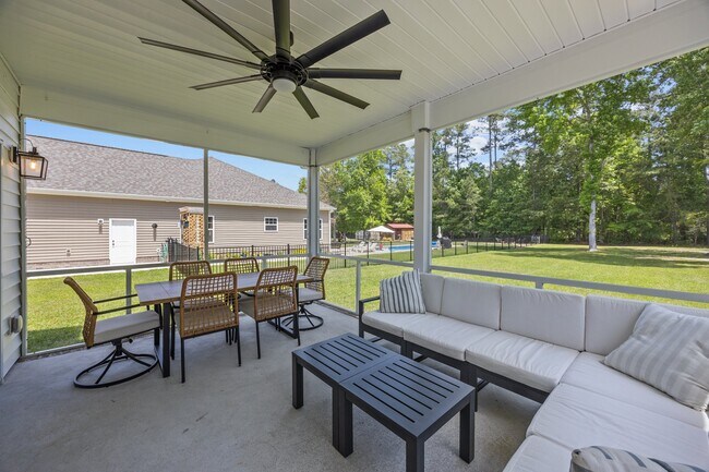 Building Photo - 3506 Sir James Ln