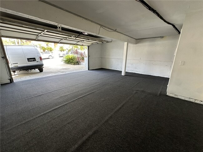 Building Photo - 26482 Aracena Dr