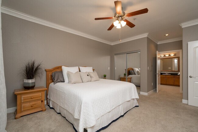 Building Photo - 2299 Lone Star Dr