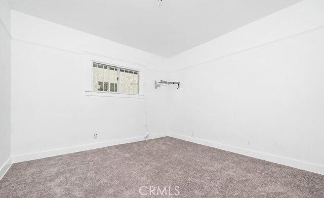 Building Photo - 454 W 59th Pl