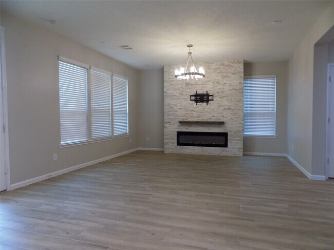 Building Photo - 3702 Aubergine Springs Ln