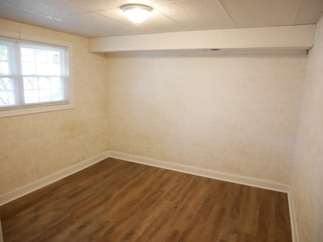 Building Photo - 4 Bedroom Townhome- Silver Spring, MD