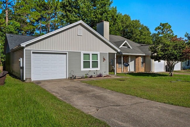 Building Photo - 10 Carie Way